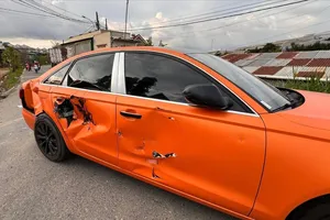 Xe của ca sĩ Cao Thái Sơn tông vào tàu hỏa ở Đà Lạt