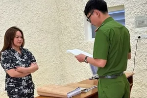 Lừa lấy 2 tỷ đồng bằng chiêu trò đáo hạn ngân hàng