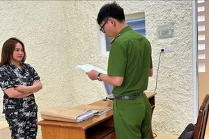 Lừa bán đất của người khác, chiếm đoạt hơn 2 tỉ đồng tiền cọc