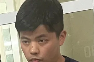 Lợi dụng mở lớp dạy thêm để quấy rối nhiều nam sinh