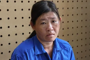 Bị khởi tố vì xài tiền mà con gái đi trộm 