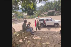 Bảo vệ chùa Linh Ẩn ở Lâm Đồng dùng gậy đánh người bán vé số 