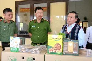 Ông Lại Xuân Môn dự Ngày hội Toàn dân bảo vệ an ninh Tổ quốc ở Lâm Đồng