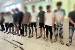 Tuần tra đêm, công an ngăn chặn kịp thời nhóm thanh niên hỗn chiến