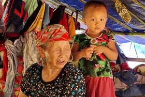 Trưởng thôn Kho Vàng: 'Bà con cứ xuống, xã sẽ lo mọi thứ'