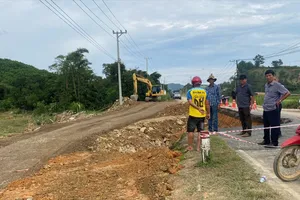 Thông xe tuyến đường kết nối 3 huyện phía Nam tỉnh Lâm Đồng sau sạt lở