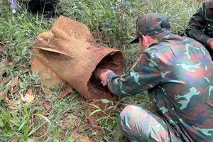 Công binh xử lý an toàn quả bom MK-118 ở Lâm Đồng