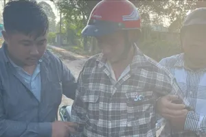 Kẻ giật tiền, dọa tông xe vào chủ tiệm tạp hóa bị bắt