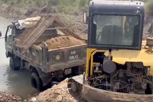 Tỉnh Lâm Đồng yêu cầu làm rõ thông tin doanh nghiệp bị ngăn khai thác cát