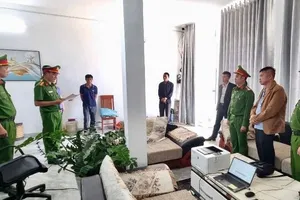 Bắt tạm giam Giám đốc và Phó Giám đốc Công ty Nam Ban Silk