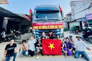 Những chuyến xe mang rau sạch và tấm lòng người dân Lâm Đồng đến với vùng lũ Thái Nguyên