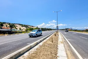 Nhiều sai sót tại dự án đường ngàn tỉ ở khu kinh tế Vân Phong