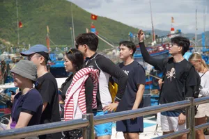 Vì sao lượng khách Trung Quốc đến Việt Nam phục hồi chậm?