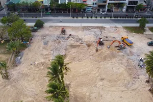 Hoàn thành tháo dỡ khu du lịch chắn bãi biển Nha Trang