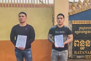 2 anh em gây án mạng rồi bỏ trốn sang Campuchia làm thuê ở các sòng bạc