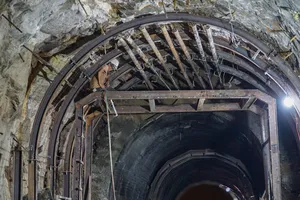 2-3 ngày nữa mới có thể thông tạm hầm đường sắt qua đèo Cả