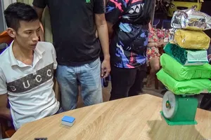 Cảnh sát biển phối hợp hình sự bắt giữ lô ma túy lớn nhất tỉnh Khánh Hòa từ trước đến nay