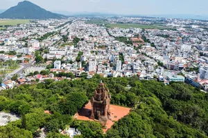 Ngắm di tích quốc gia đặc biệt ngàn năm tuổi ở Phú Yên