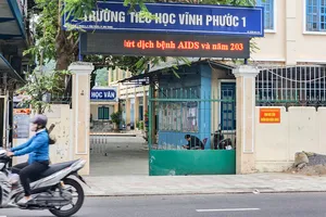 Yêu cầu giáo viên không chia sẻ thông tin vụ cô giáo ở Nha Trang bị hành hung 