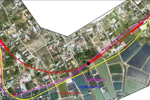 Người dân không đồng tình việc nắn đường ở khu kinh tế Vân Phong