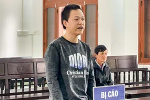 Dùng súng hơi bắn để trả thù, lãnh án 6 năm tù