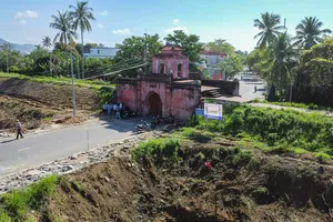 Bắt đầu tu bổ, tôn tạo di tích thành cổ Diên Khánh hơn 230 năm tuổi