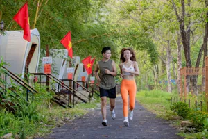 Công viên du lịch Yang Bay- viên ngọc xanh giữa đại ngàn 