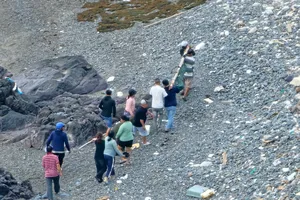 Thi thể nam thanh niên 19 tuổi trôi trên biển ở Nha Trang