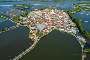 Ngôi làng 370 năm giữa đầm Nha Phu, Khánh Hòa