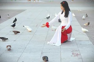 Phố biển Nha Trang rộn ràng đón Tết Độc lập