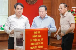 Khánh Hòa quyên góp hơn 2 tỉ đồng ủng hộ đồng bào các tỉnh thiệt hại do bão