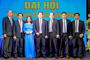 Luật sư Nguyễn Đình Thơ làm Chủ nhiệm Đoàn Luật sư tỉnh Khánh Hòa sau hợp nhất