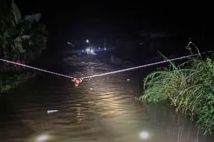 Nhiều nơi ở Khánh Hòa sơ tán dân, 1 thôn bị cô lập