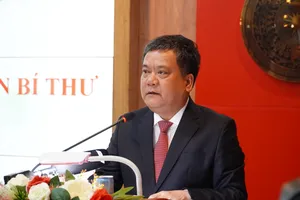 Ông Trần Phong được giới thiệu để bầu làm Chủ tịch UBND tỉnh Khánh Hòa