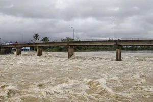 Trời vẫn mưa, hồ xả lũ, dự báo nước sông Cái Nha Trang lên lại