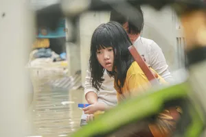 Người Nha Trang quay về nhà, vớt vát những gì còn sót lại sau trận lụt lịch sử