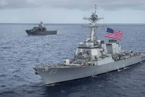 Mỹ thách thức Trung Quốc giữa lúc chiến tranh thương mại