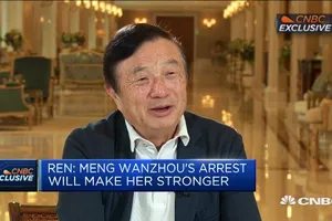 CEO Huawei Nhậm Chính Phi: 'Con gái tôi sẽ phải mạnh mẽ hơn'