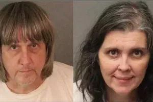 Cặp vợ chồng Mỹ lãnh án vì bỏ đói và tra tấn con cái