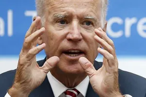 Joe Biden bỏ xa nhiều ứng viên trong 24 giờ đầu tranh cử