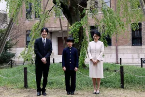 Cảnh sát Nhật điều tra âm mưu ám sát cháu trai của Nhật Hoàng