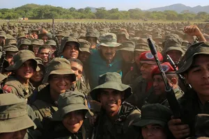 Mỹ dọa trừng phạt quân đội Venezuela vì ủng hộ ông Maduro