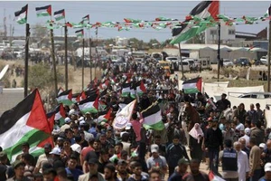 Biểu tình tại Dải Gaza, hàng chục người thương vong