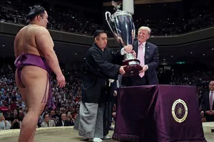 Những điều đặc biệt trong trận đấu sumo ông Trump đến xem 