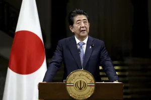 Thủ tướng Shinzo Abe tìm cách xoa dịu căng thẳng Mỹ-Iran