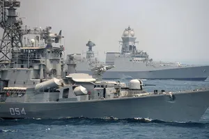 Căng thẳng Iran-Mỹ: Ấn Độ đưa tàu chiến đến khu vực