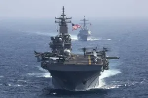 Mỹ muốn lập liên minh quân sự ngoài khơi Iran và Yemen