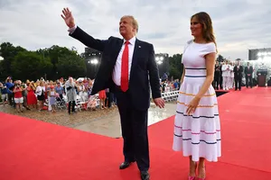 Lễ mừng Quốc khánh của ông Trump khiến Washington 'khánh kiệt'