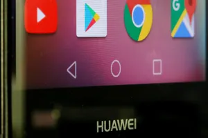 Canada trì hoãn quyết định sử dụng mạng 5G của Huawei