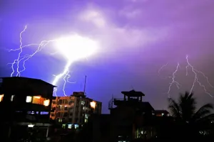 Sét đánh khiến 32 người thiệt mạng ở Ấn Độ